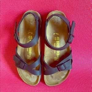 Birkenstock 9-9.5|40 RIO BirkoFlor *pic size chart